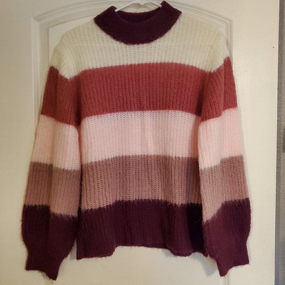 Sweater - Picture 3 of 4